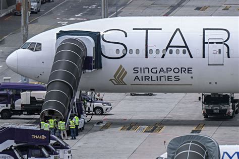 singapore airlines flights to australia 2024
